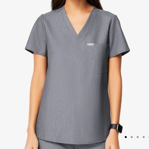 FIGS Catarina one pocket scrub top grey size large